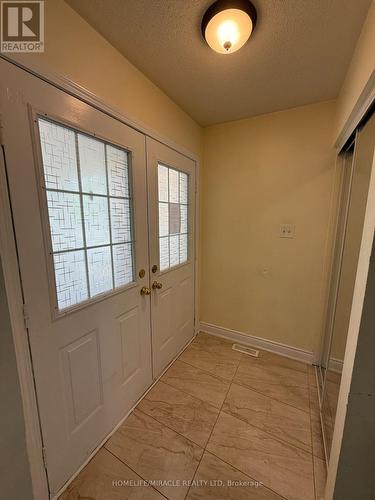 19 Garibaldi Drive, Brampton, ON - Indoor Photo Showing Other Room