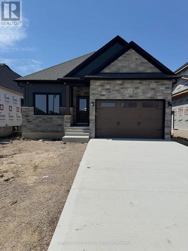 11 SHELDABREN STREET  North Middlesex (Ailsa Craig), ON N0M 1A0