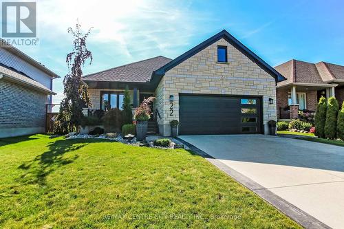 22 OAKMONT STREET  St. Thomas, ON N5R 0G3