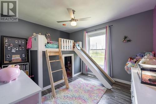 350 Kemp Road W, Grimsby (Grimsby Escarpment), ON - Indoor Photo Showing Other Room