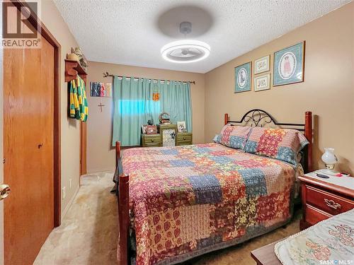 2450 15Th Avenue E, Prince Albert, SK - Indoor Photo Showing Bedroom