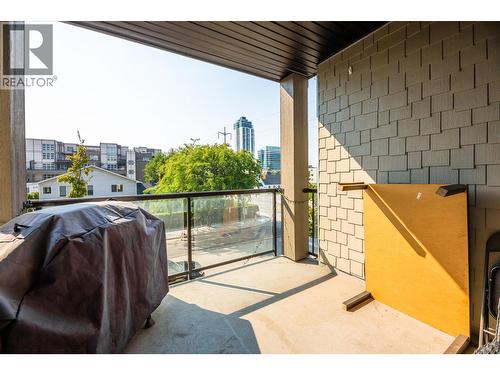 710 Stockwell Avenue Unit# 207, Kelowna, BC - Outdoor With Exterior