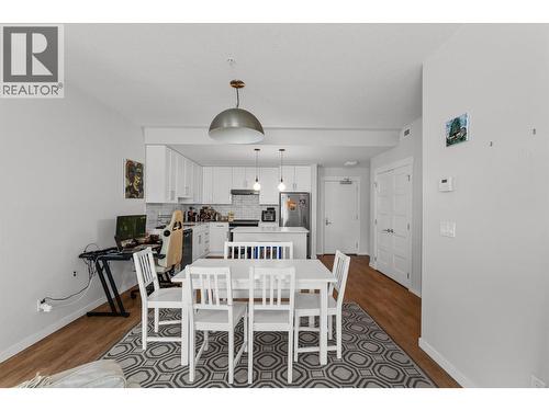 710 Stockwell Avenue Unit# 207, Kelowna, BC - Indoor Photo Showing Dining Room