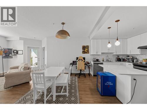 710 Stockwell Avenue Unit# 207, Kelowna, BC - Indoor Photo Showing Other Room