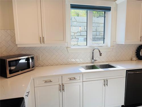 705 Kpokl Road, Invermere, BC - Indoor Photo Showing Kitchen With Double Sink