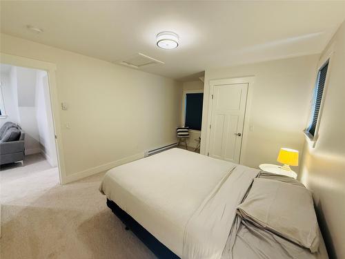 705 Kpokl Road, Invermere, BC - Indoor Photo Showing Bedroom