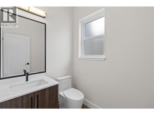 2686 Tranquille Road Unit# 118, Kamloops, BC - Indoor Photo Showing Bathroom