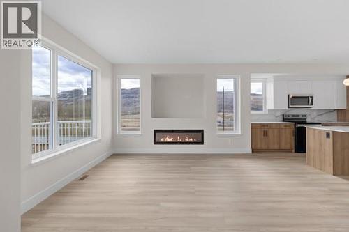 2686 Tranquille Road Unit# 118, Kamloops, BC - Indoor With Fireplace