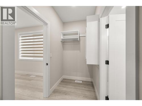 1789 Viewpoint Drive, Kelowna, BC - Indoor Photo Showing Other Room