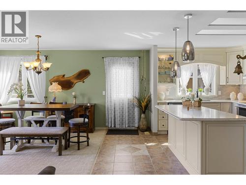 1991 Horizon Drive, West Kelowna, BC - Indoor