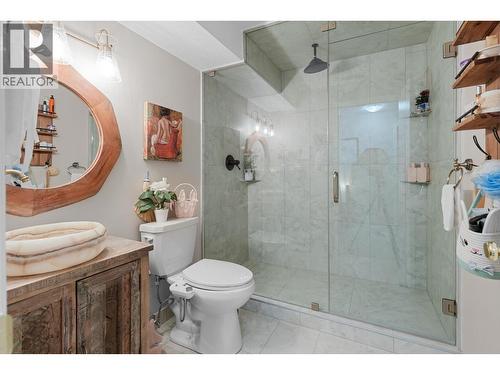 1991 Horizon Drive, West Kelowna, BC - Indoor Photo Showing Bathroom