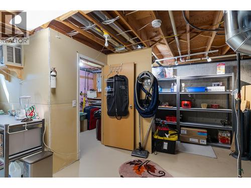 1991 Horizon Drive, West Kelowna, BC - Indoor