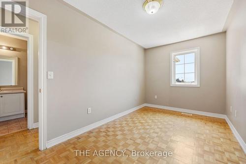 7173 Village Walk, Mississauga, ON - Indoor Photo Showing Other Room
