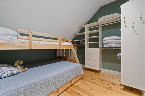 Chambre à coucher - 42 Ch. Higgins, Low, QC - Indoor Photo Showing Bedroom