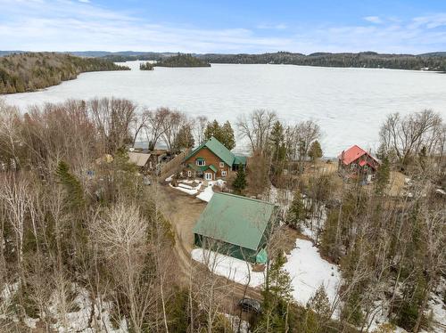 Photo aérienne - 42 Ch. Higgins, Low, QC - Outdoor With Body Of Water With View