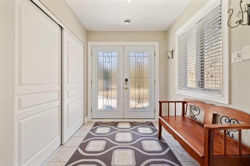 Hall d'entrée/Vestibule - 42 Ch. Higgins, Low, QC - Indoor Photo Showing Other Room