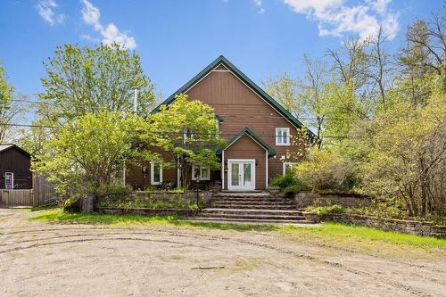 Face arrière - 42 Ch. Higgins, Low, QC - Outdoor