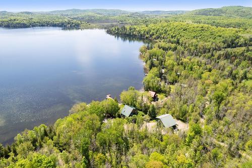 Photo aérienne - 42 Ch. Higgins, Low, QC - Outdoor With Body Of Water With View