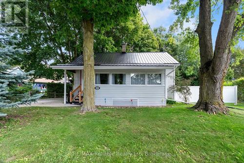 125 North Street S, Central Huron (Clinton), ON - Outdoor