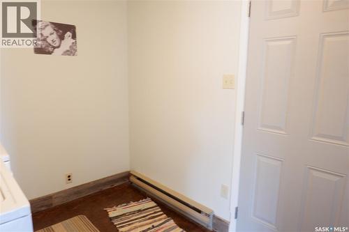 11 B Avenue, Willow Bunch, SK - Indoor Photo Showing Other Room