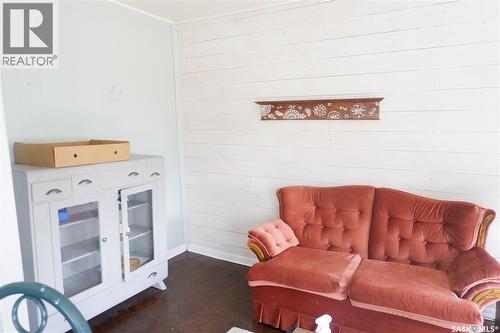 11 B Avenue, Willow Bunch, SK - Indoor Photo Showing Other Room