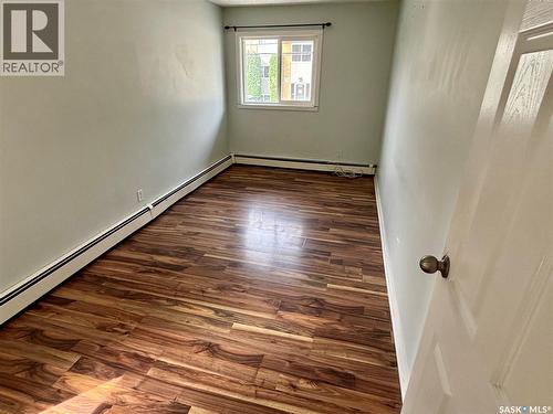 203 423 4Th Avenue N, Saskatoon, SK - Indoor Photo Showing Other Room
