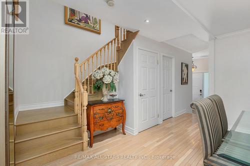Oak stairs - 10 Sufi Crescent, Toronto, ON - Indoor Photo Showing Other Room