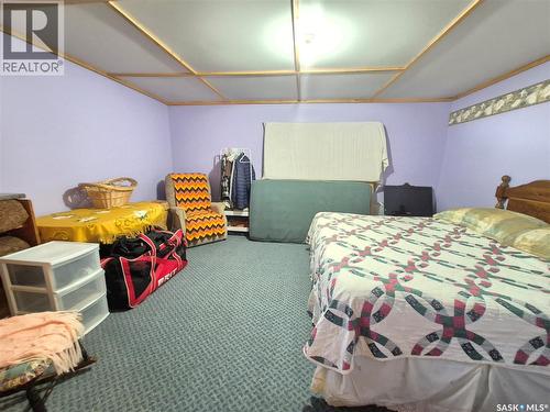 713 Railway Avenue, Midale, SK - Indoor Photo Showing Bedroom