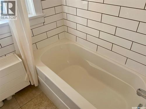 19 2201 14Th Avenue, Regina, SK - Indoor Photo Showing Bathroom