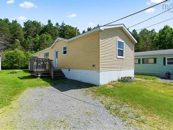 18 Parkview Drive  Middle Sackville, NS B4E 1B6