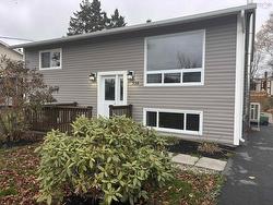 356 Astral Drive  Cole Harbour, NS B2V 1P4