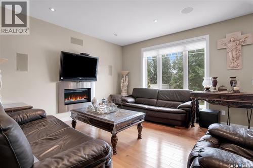 215 Beechwood Crescent, Saskatoon, SK - Indoor Photo Showing Living Room With Fireplace