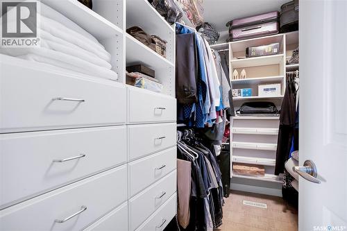 215 Beechwood Crescent, Saskatoon, SK - Indoor With Storage