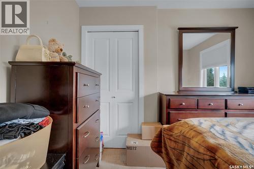 215 Beechwood Crescent, Saskatoon, SK - Indoor Photo Showing Bedroom