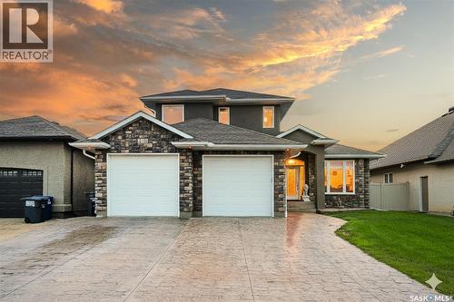 215 Beechwood Crescent, Saskatoon, SK - Outdoor With Facade