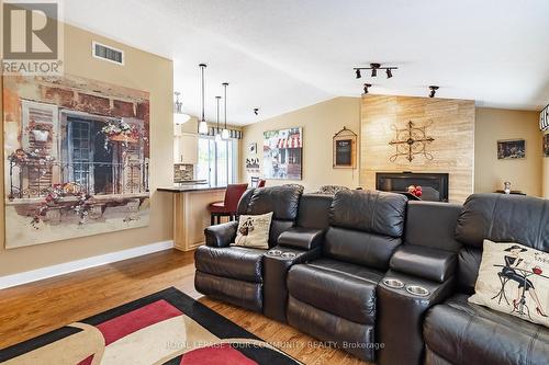 920 Great Northern Road, Sault Ste Marie, ON - Indoor Photo Showing Living Room With Fireplace