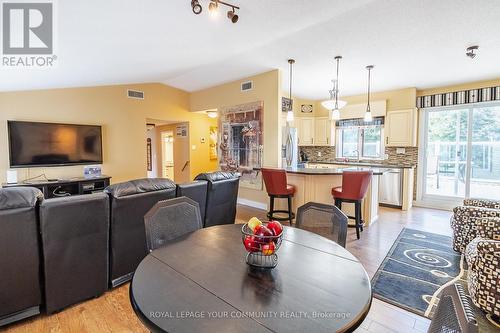 920 Great Northern Road, Sault Ste Marie, ON - Indoor