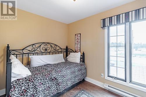 920 Great Northern Road, Sault Ste Marie, ON - Indoor Photo Showing Bedroom