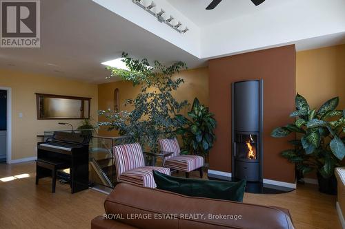 432 Queen Street E, Toronto, ON 