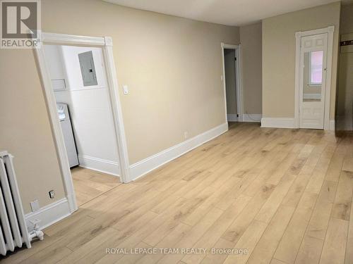 158 St Andrew Street, Ottawa, ON - Indoor Photo Showing Other Room