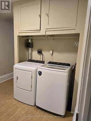 158 St Andrew Street, Ottawa, ON - Indoor Photo Showing Laundry Room