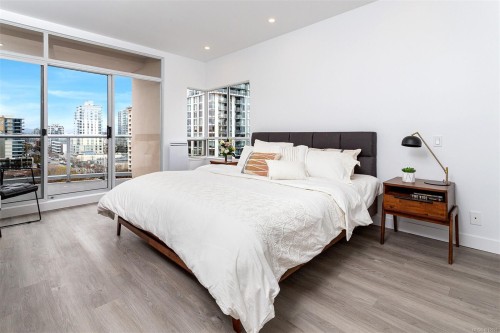 1102-1010 View St, Victoria, BC - Indoor Photo Showing Bedroom