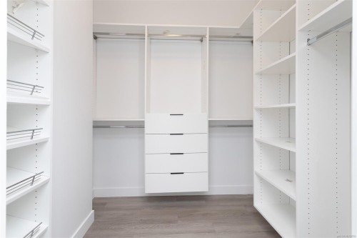 1102-1010 View St, Victoria, BC - Indoor With Storage