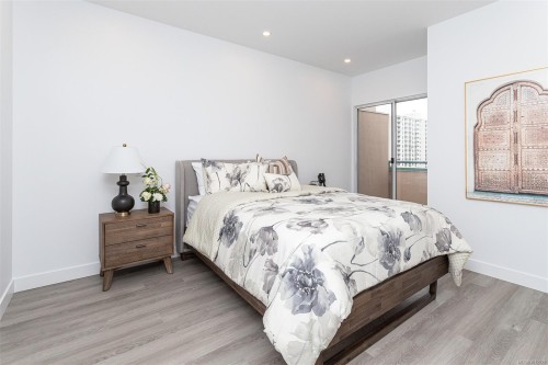 1102-1010 View St, Victoria, BC - Indoor Photo Showing Bedroom