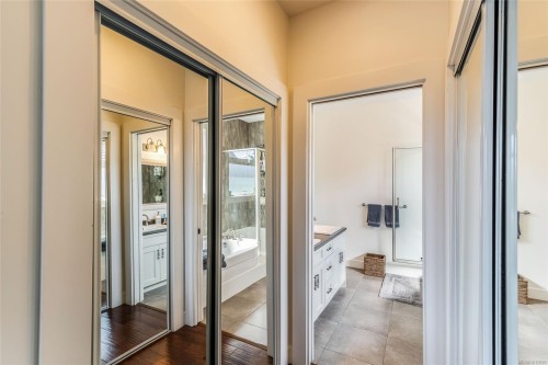 5760 Linley Valley Dr, Nanaimo, BC 