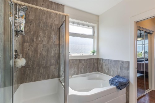 5760 Linley Valley Dr, Nanaimo, BC 