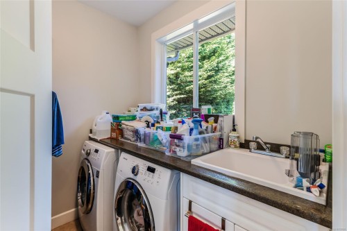 5760 Linley Valley Dr, Nanaimo, BC 