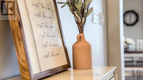 77 Guest Court, St. Marys, ON - Indoor Photo Showing Other Room