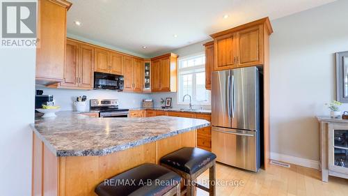 77 Guest Court, St. Marys, ON - Indoor Photo Showing Kitchen