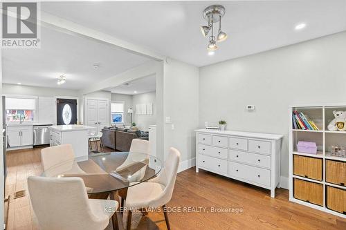 18 Park Row N, Hamilton, ON - Indoor Photo Showing Dining Room